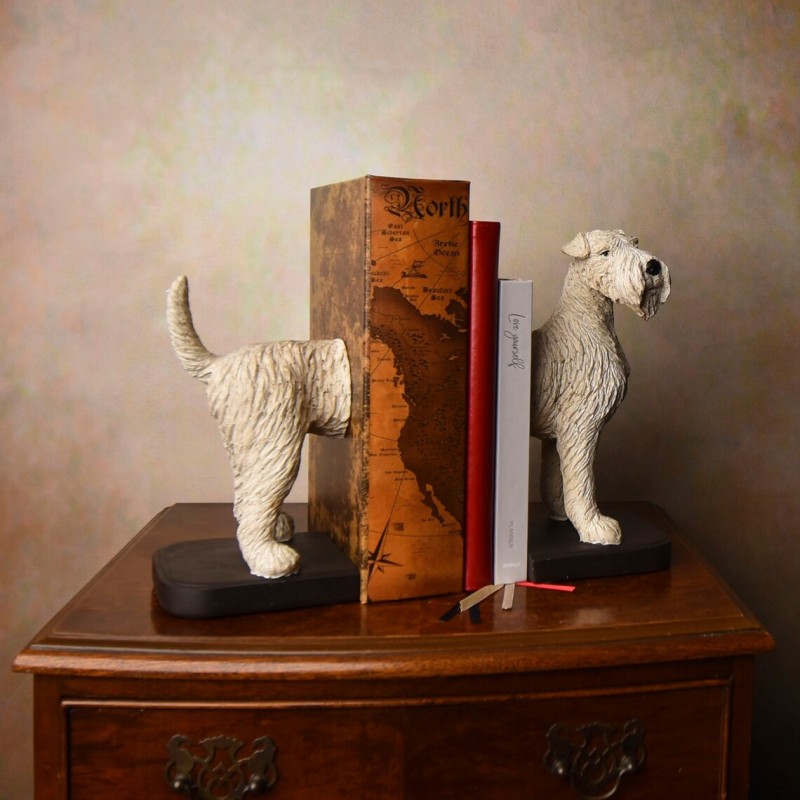 Buchstützen in Hundeform, Heimdekoration, Figur eines Terrier-Hundes, Set mit zwei Skulpturen